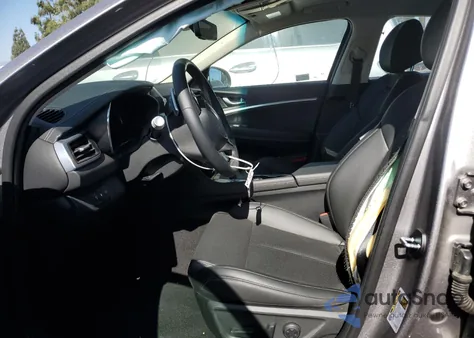 2025 Genesis G70 Base z USA, uszkodzony, nr VIN KMTG34SC2SU147812